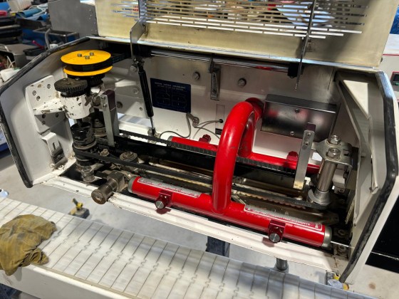 Saxon 5 Bag Sealer with Conveyor Pic 07